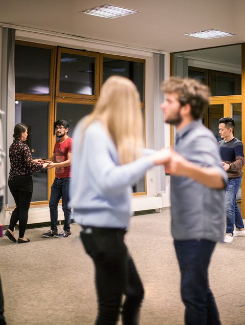 Salsa trial lesson