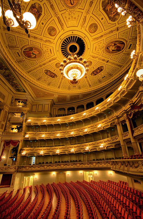 Semperoper innen