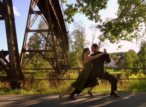 Tango