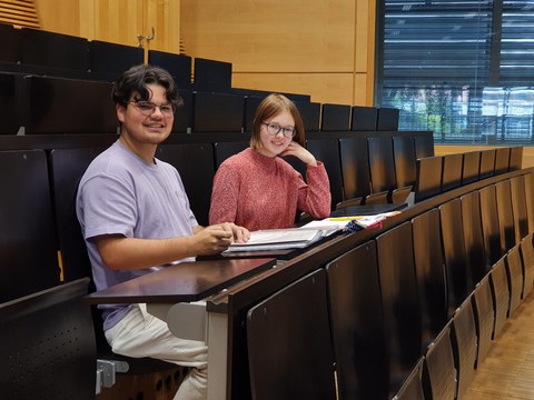 Die Frühstudierenden Alexander und Anneke.