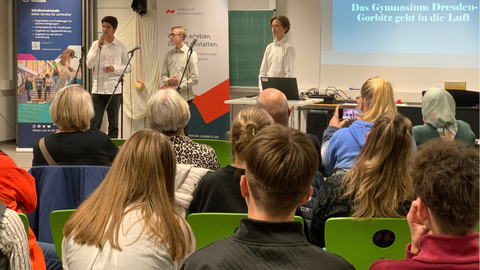 Schüler beim Vortrag