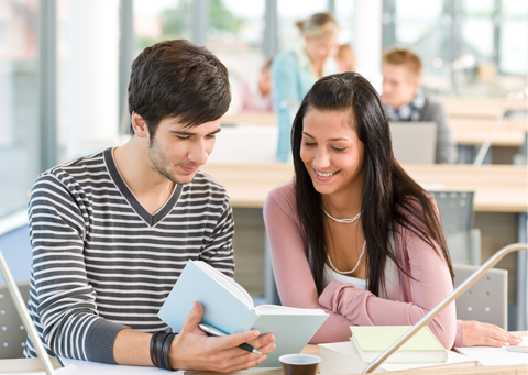 Peer Mentoring Student und Studentin 1