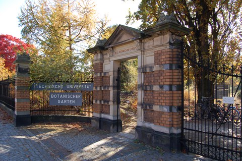 Eingang des Botanischen Gartens Dresden