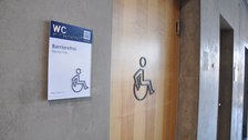 Beschilderung Toilette Barrierefrei Hörsaalzentrum
