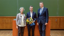Rektorin, Prof. Schubert
