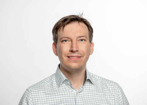 Prof. Bruns