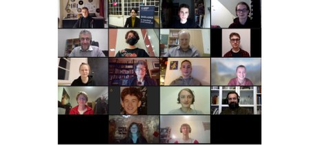 Bildschirmfoto mit Teilnehmern einer Videokonferenz