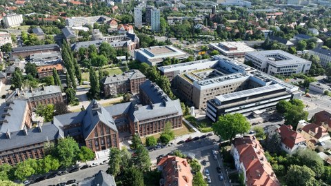 Blick auf den Campus der TU Dresden