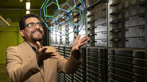 Dr. Leonardo Medrano Sandonas