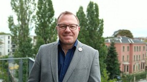 Prof.  Matthias Mauder
