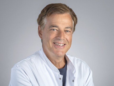 Portrait Prof. Stefan R. Bornstein