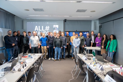 ALL#HANDS kick-off meeting at TUD
