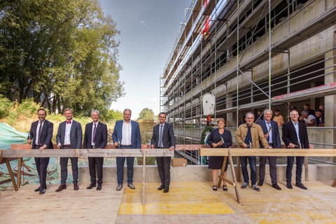 Hammerschlag beim Richtfest
