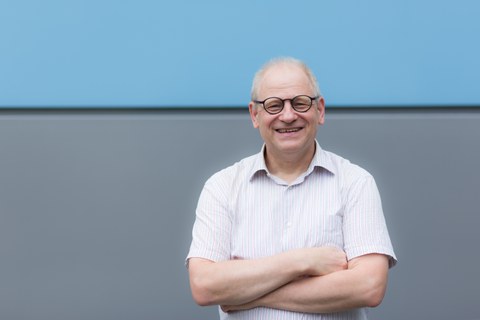 Prof. Thomas Mikolajick, Direktor des NamLab