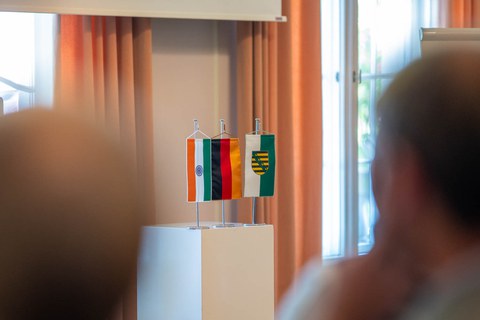Fahnen an der transCampus-Konferenz.