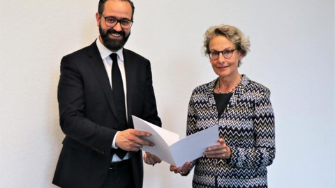 Wissenschaftsminister Sebastian Gemkow bestellt Frau Prof. Ursula M. Staudinger zur neuen Rektorin der TU Dresden