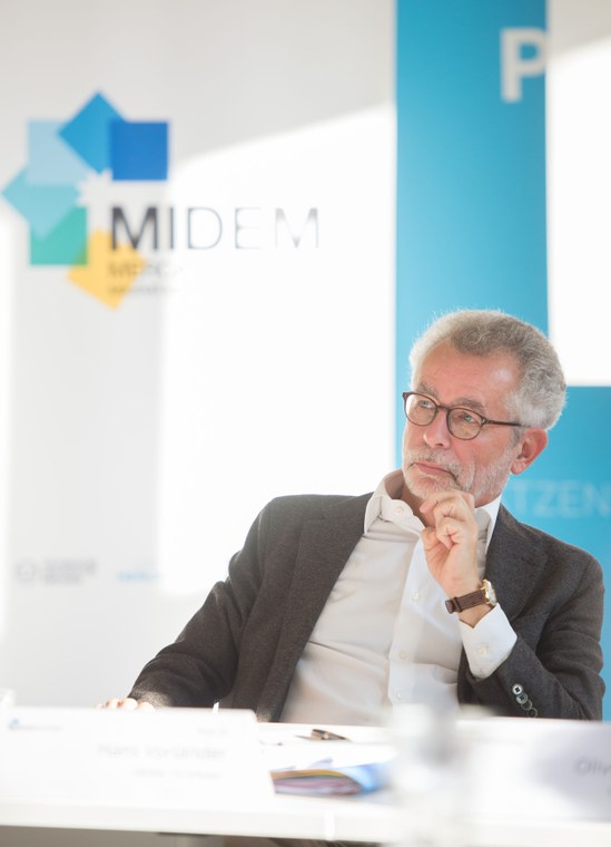 Federal Government Appoints Tu Dresden S Professor Hans Vorlander