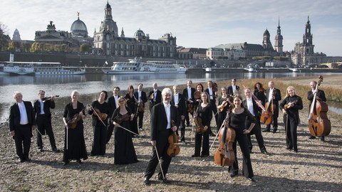 Dresdner Kapellsolisten an der Elbe