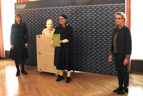 Demokratieministerin Katja Meier, Professorin Anja Besand, TUD-Rektorin Professorin Ursula Staudinger