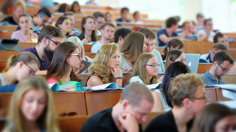 Studenten im Hörsaal