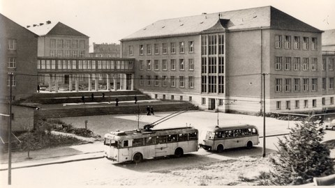 Neubau Willers-Bau. Um 1955