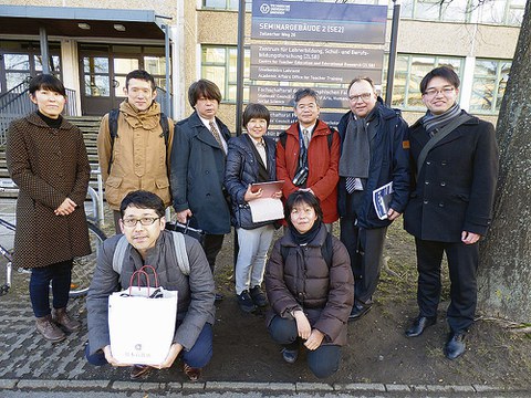 Prof. Axel Gehrmann (2.v.r.) mit Kollegen japanischer Hochschulen. Mit dem fernöstlichen Land gibt es Vereinbarungen über gegenseitige Studien- und Forschungsaufenthalte sowie Praktika.