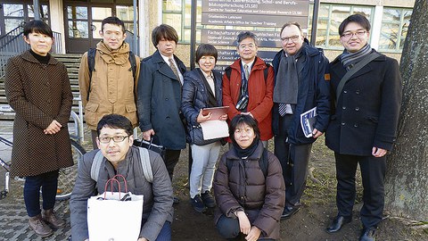 Prof. Axel Gehrmann (2.v.r.) mit Kollegen japanischer Hochschulen. Mit dem fernöstlichen Land gibt es Vereinbarungen über gegenseitige Studien- und Forschungsaufenthalte sowie Praktika.