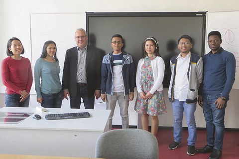 Studenten des Studiengangs »VocEd«, Jahrgang 2018, mit Dr. Steffen Kersten (3.v.l.).