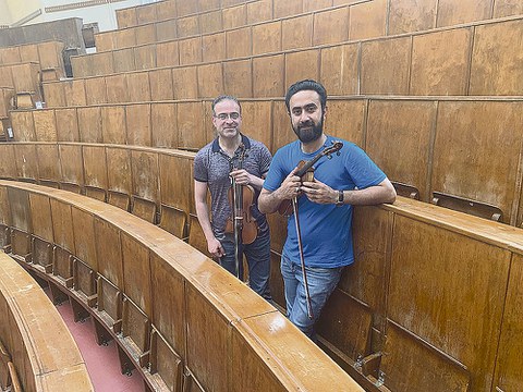 Nobar Adnan Ahmed Hamdi (l.) und Mohammed Adnan Abdullah haben im Universitätsorchester Dresden zumindest musikalisch eine neue Heimat gefunden.