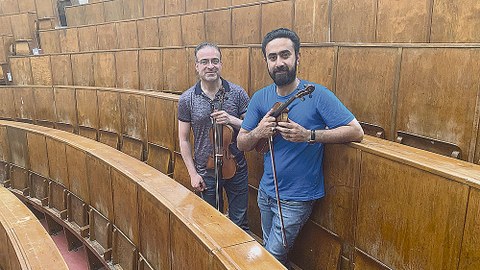 Nobar Adnan Ahmed Hamdi (l.) und Mohammed Adnan Abdullah haben im Universitätsorchester Dresden zumindest musikalisch eine neue Heimat gefunden.