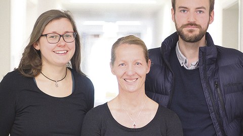 Das VERSO-Team entwickelt barrierefreie und verständliche Informationsangebote: Liane Drößler, Juliane Heidelberger und Jan Langenhorst (v.l.n.r.).