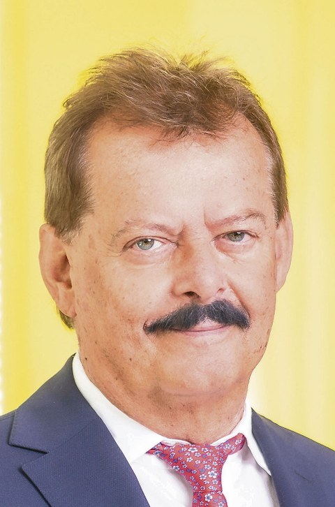 Prof. D. Michael Albrecht.