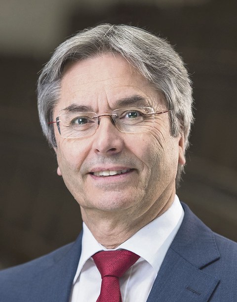 Prof. Hans Müller-Steinhagen.