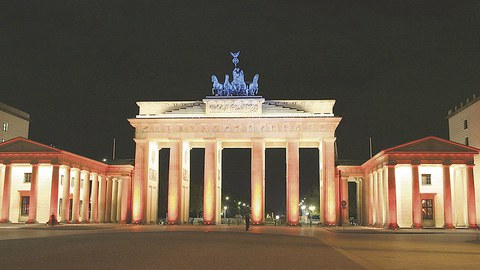 Das Brandenburger Tor in Berlin, lange Symbol der Teilung, heute Sinnbild der Einheit Deutschlands.