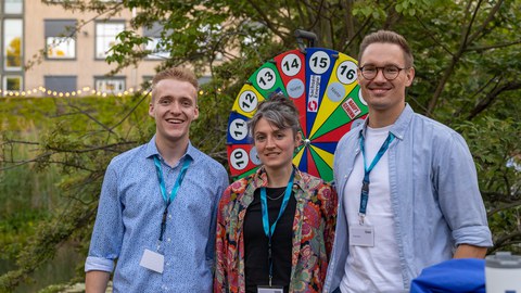 Tom, Heidi und Paul (v.l.n.r.) sind drei der derzeit etwa 300 Studierenden, die aktuell an der TU Dresden mit einem Deutschlandstipendium gefördert werden.