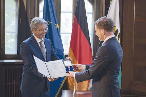 Bundesverdienstkreuz für Prof. Hans Müller-Steinhagen