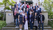 Gruppenfoto der Alumni zur Homecoming Week
