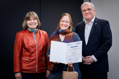 Junior-Professorin Nora Huxmann erhält den Lehrpreis der GFF 2024