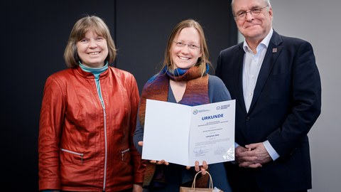 Junior-Professorin Nora Huxmann erhält den Lehrpreis der GFF 2024