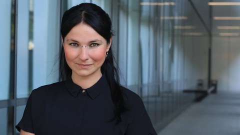 Porträtbild von Anja Wiede