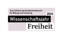 Das Bild zeigt die Förderung durch das BMBF an. Im Bild steht: Eine Initiative des Bundesministeriums für Bildung und Forschung, Wissenschaftsjahr 2024 - Freiheit.