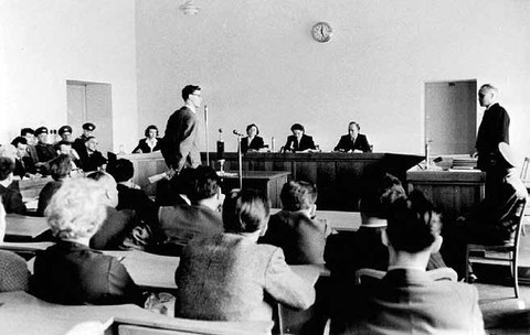 Vernehmung eines angeklagten Studenten im Dresdner Schauprozess (13.-15. April 1959)