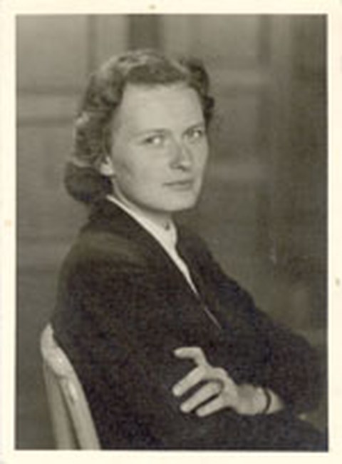 Sibylle v. Schieszl