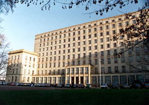 Gebäude am Friedrich-List-Platz - heute HTW Dresden (FH)