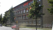 Hauptgebäude Hans-Grundig-Straße 25