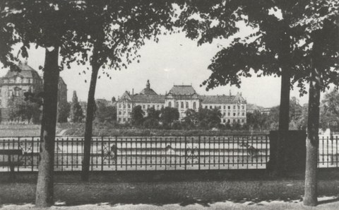 Die alte Drei-Königs-Schule an der Wigardstraße