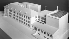 Modell Bau Toeplerbau und Erweiterung Hochspannungshalle 1958.