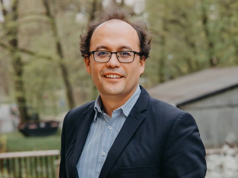 Prof Thomas Kühne