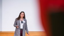 Karolin Küster präsentiert ihren Pitch