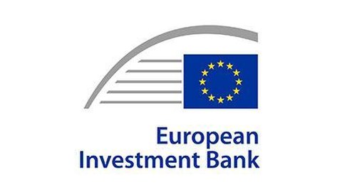 Logo der EIB. Umriss des Gebäudes mit EU Flagge